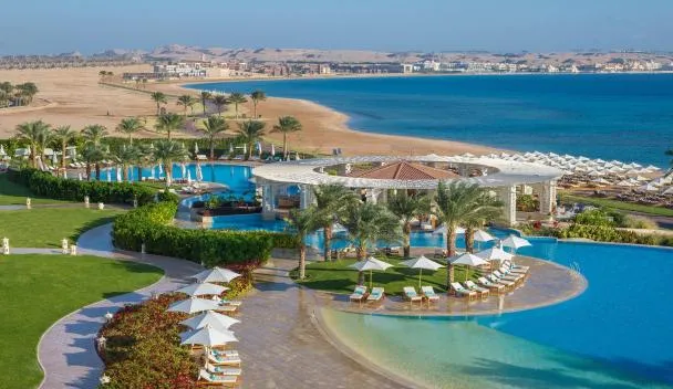 الغردقة-تستهدف-جذب-6.5-مليون-سائح-بنهاية-2025