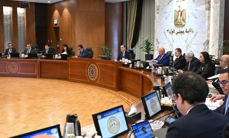 الحكومة-توافق-على-إقامة-3-مشروعات-للعمل-بنظام-المناطق-الحرة