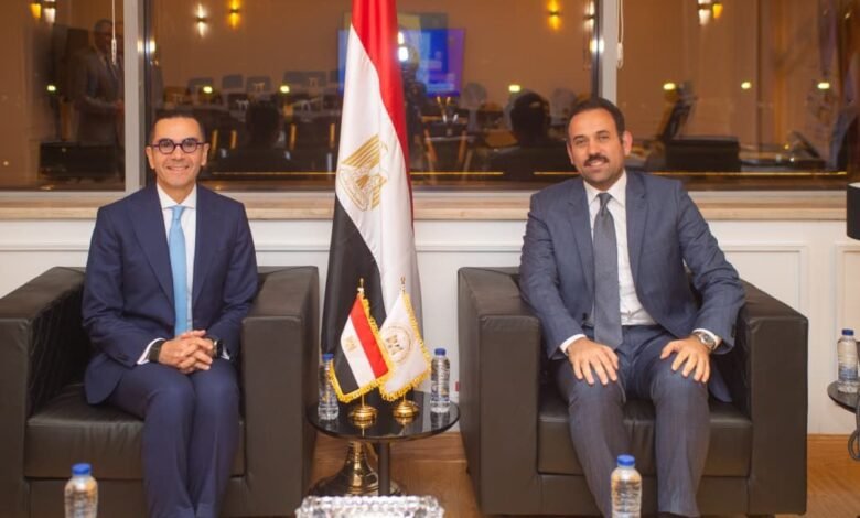 “الاستثمار”-تبحث-مع-“جهاز-مستقبل-مصر”-التعاون-في-توريد-السلع-الاستراتيجية