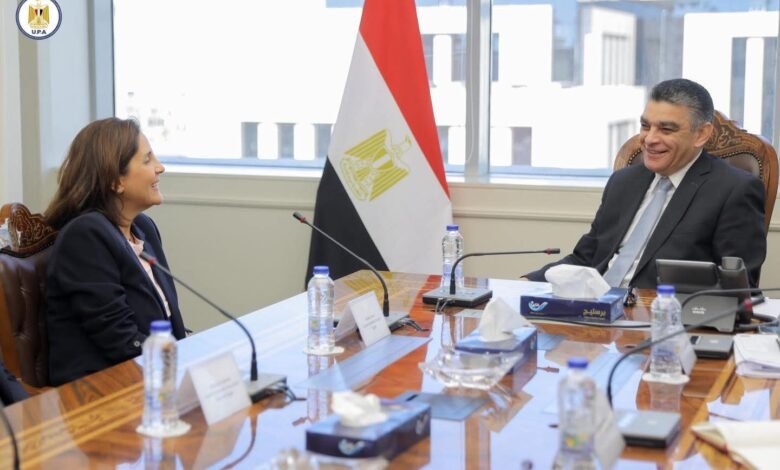 “الشراء-الموحد”-تبحث-مع-نوفارتس-توطين-الصناعات-الدوائية-الحديثة-في-مصر