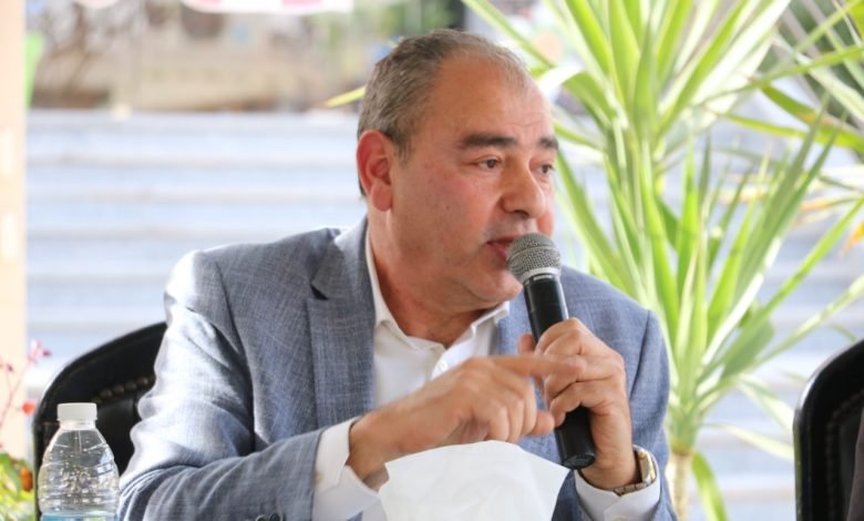 «مستثمرى-15-مايو»-تبحث-تطوير-البنية-التحتية-وتحسين-الخدمات