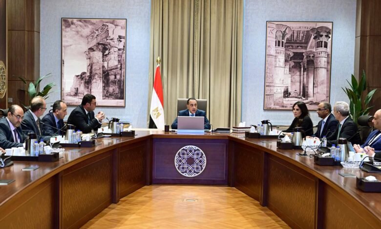 رئيس-الوزراء-يبحث-مع-“أكوا-باور”-السعودية-فرص-الشراكة-في-مجال-تحلية-مياه-البحر