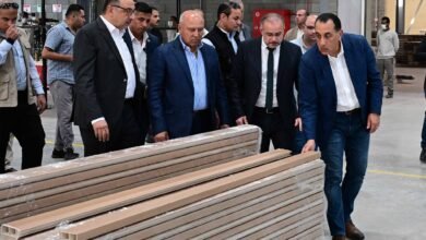 رئيس-الوزراء-يفتتح-مصنع-“بونالو-للصناعات-البلاستيكية-والخشبية”-باستثمارات-12-مليون-دولار