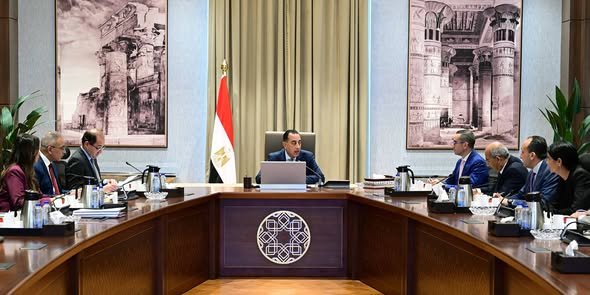 رئيس-الوزراء-يستعرض-الفرص-الاستثمارية-المقرر-طرحها-الفترة-المقبلة