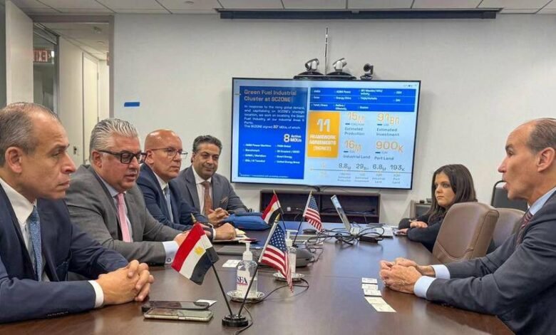 رئيس-اقتصادية-قناة-السويس-يروج-لجذب-الاستثمارات-الأمريكية