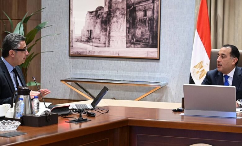رئيس-الوزراء-يتابع-مع-وزير-التموين-مستجدات-ملف-تطوير-منظومة-الدعم