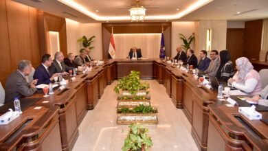 رئيس-هيئة-الدواء-يعقد-اجتماعاً-مع-ممثلي-غرفة-صناعة-الأدوية