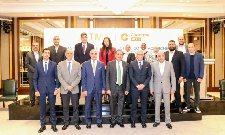 “طلعت-مصطفى”-توقع-عقد-مقاولة-المرحلة-c1-بمشروع-south-med-بـ-10-مليارات-جنيه