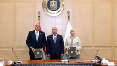 مذكرة-تفاهم-بين-لتعظيم-دور-المشروعات-الصغيرة-في-التنمية-الصناعية