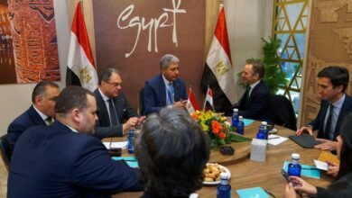 وزير-السياحة-يبحث-مع-منظمى-الرحلات-الإسبان-زيادة-الحركة-السياحية-الوافدة-لمصر