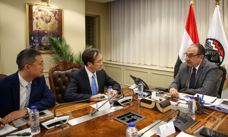 “قطاع-الأعمال”-تبحث-التعاون-مع-“شاندونج”-الصينية-في-صناعة-المركبات-الكهربائية