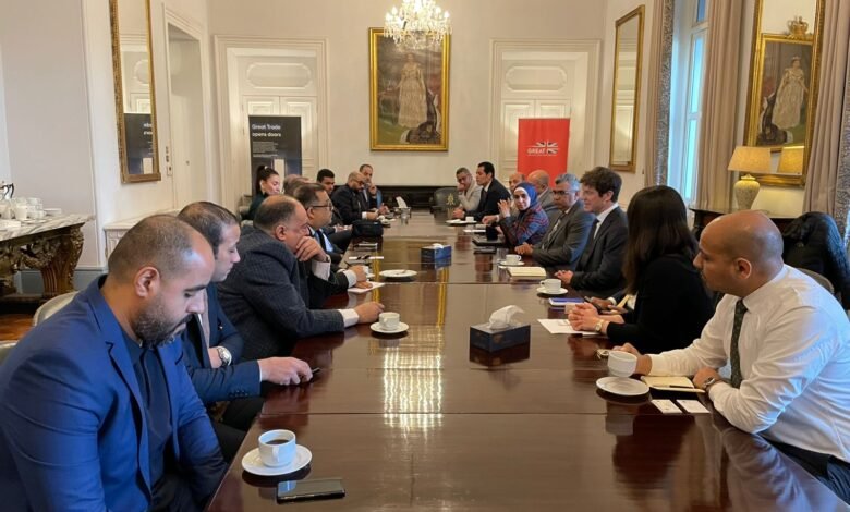 «الصحة»-تبحث-مع-سفارة-بريطانيا-التوسع-في-ملف-الاستثمار-الصحي-وتطوير-البنية-التحتية-للمنشآت-الطبية