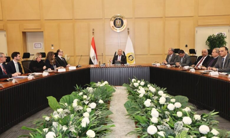 شركات-نمساوية-تتعرف-على-فرص-الاستثمار-في-صناعة-وسائل-النقل-بمصر