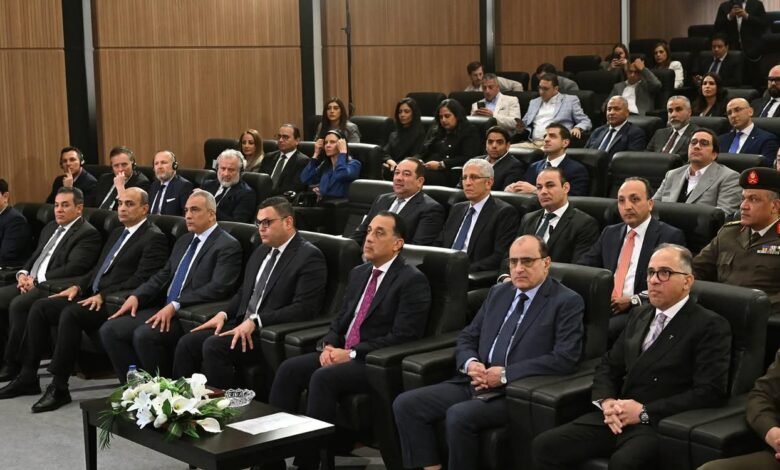 رئيس-الوزراء-يطلق-مشروع-أبراج-ومارينا-المونت-جلالة.-بوابة-ساحلية-متكاملة-على-البحر-الأحمر