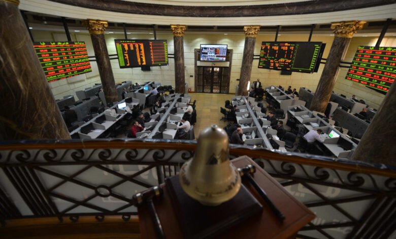 جني-الأرباح-يضغط-على-البورصة.-وegx30-يتراجع-دون-50-ألف-نقطة