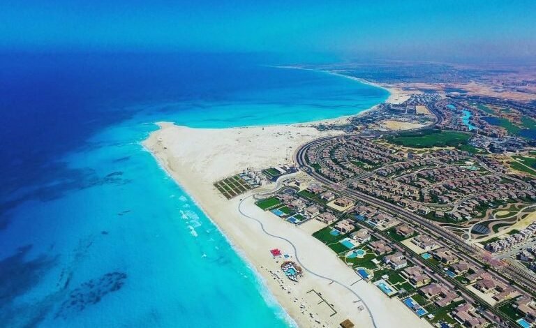 الإسكان-تعتمد-القرار-الوزاري-لمشروع-فندقي-في-الساحل-الشمالي-بمساحة-105-فدان