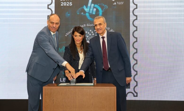 “البريد-المصري”-يصدر-طابعًا-تذكاريًا-بمناسبة-اليوم-العالمي-للإحصاء