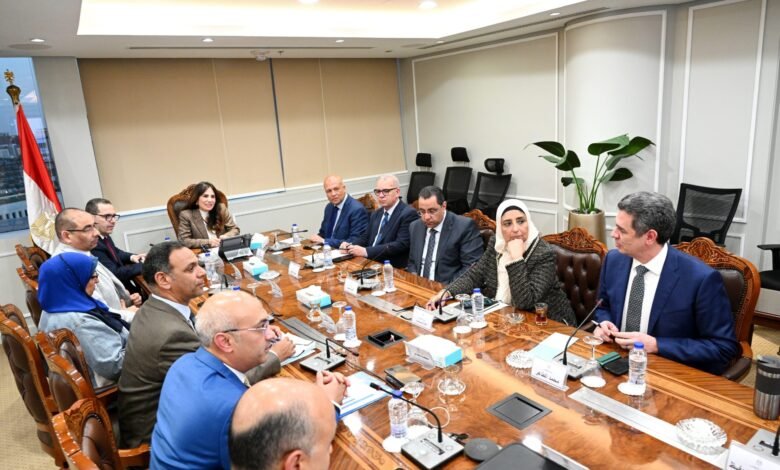 وزيرة-الإسكان-تبحث-مع-«السعودية-المصرية-للتعمير»-معدلات-تسويق-مشروعات-المدن-الجديدة