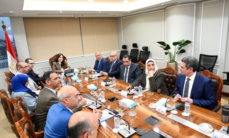 “الإسكان”-تبحث-مع-“السعودية-المصرية”-معدلات-تسويق-مشروعات-“المجتمعات-العمرانية”