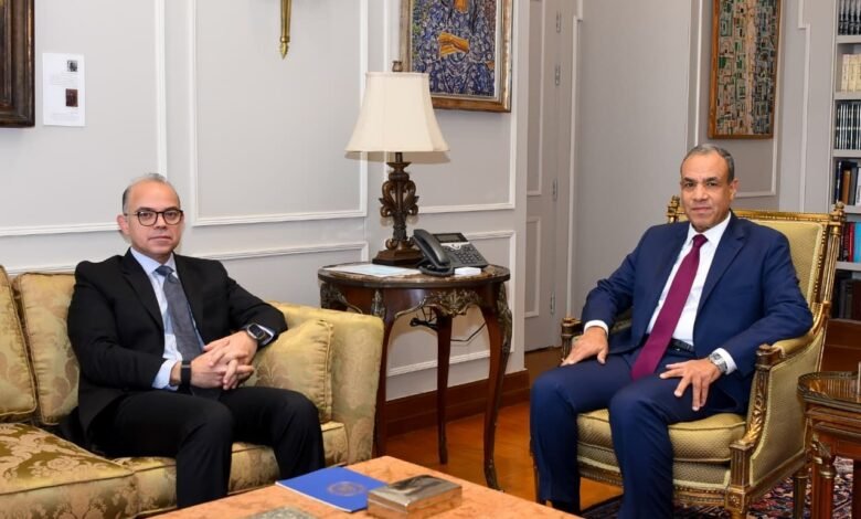 مباحثات-حكومية-لجذب-المزيد-من-الاستثمارات-الأجنبية-المباشرة