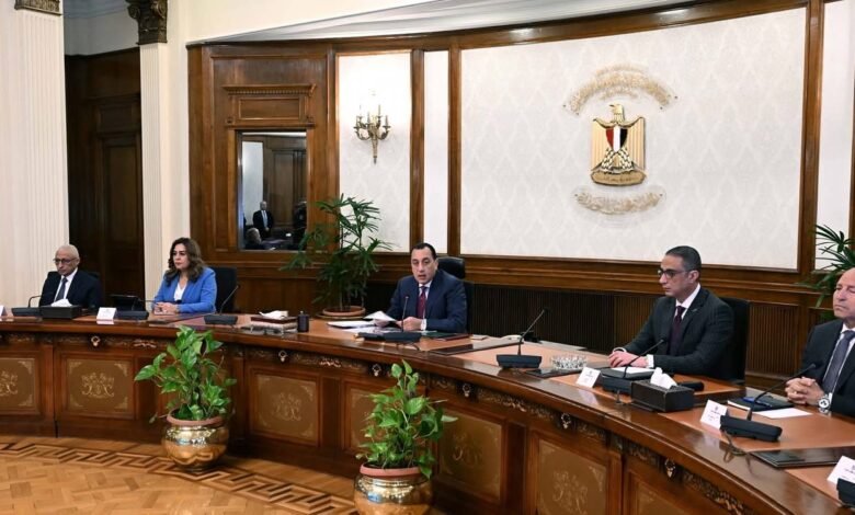 مدبولي:-إيقاف-توصيل-المرافق-خلال-48-ساعة-لأي-مخالفة-بناء-غير-قانونية