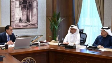 مدبولي-يجتمع-بمسؤولي-الشركات-لمراجعة-مراحل-تطوير-مشروع-رأس-الحكمة