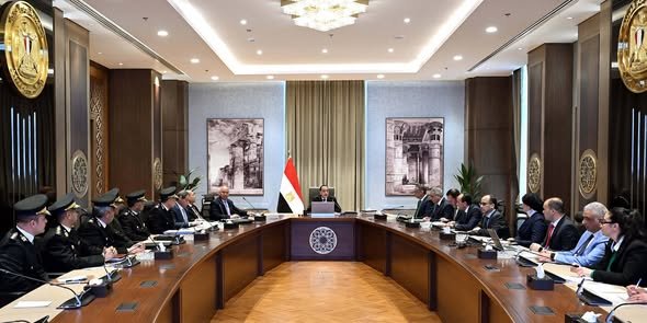 رئيس-الوزراء-يتابع-مستجدات-تطوير-الطريق-الدائري-وكوبري-6-أكتوبر