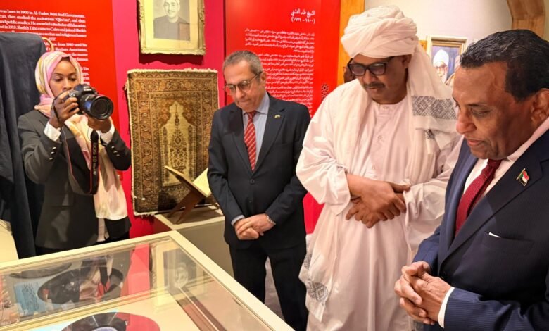 خالد-عباس-يصطحب-رئيس-وزراء-السودان-في-جولة-تفقدية-بالعاصمة-الجديدة-“صور”