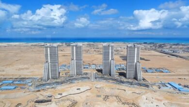 وزيرة-الإسكان-تكشف-معدلات-تنفيذ-مشروع-أبراج-“الداون-تاون”-والبرج-الأيقوني-بالعلمين-الجديدة 