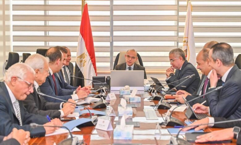 وزير-الاستثمار-يتابع-موقف-تنفيذ-منصة-الكيانات-الاقتصادية