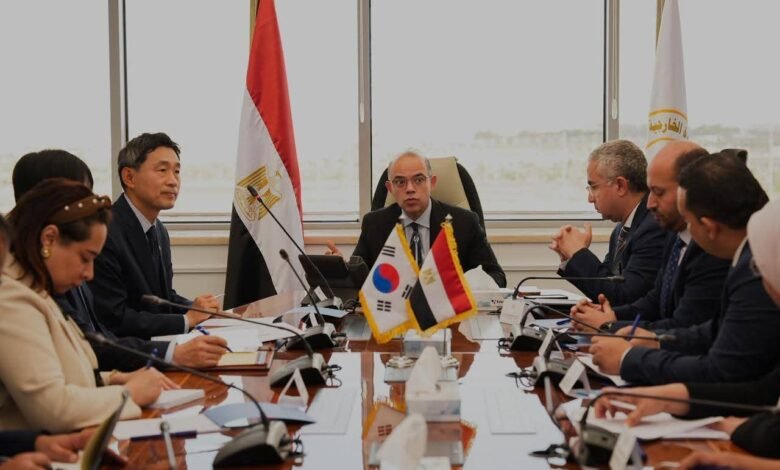 وزير-الاستثمار-يبحث-تعزيز-التعاون-الاقتصادي-والاستثماري-مع-كوريا-الجنوبية 
