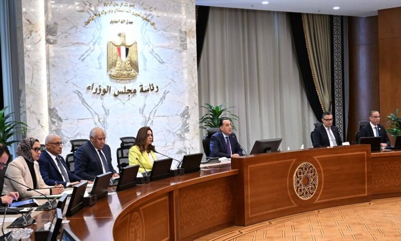 رئيس-الوزراء:-تفعيل-الآليات-المتاحة-لمواجهة-احتكار-السلع-بمنتهى-القوة-والحسم