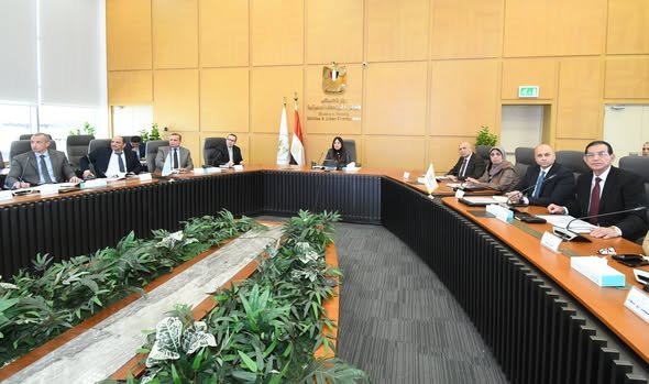 وزيرة-الإسكان-تترأس-الاجتماع-الثاني-لمجلس-إدارة-الجهاز-القومي-لتنظيم-الإعلانات-على-الطرق-العامة