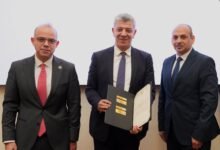 وزير-الاستثمار-يُسلم-رخص-ذهبية-لـ-8-مشروعات-مصرية-وأجنبية-وعربية