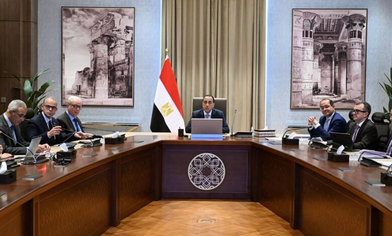 رئيس-الوزراء-يستعرض-الإصدارة-الجديدة-المحدثة-من-وثيقة-سياسة-ملكية-الدولة