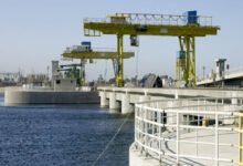 تحالف-“أوراسكوم-وengie-وaeolus”-يوقع-اتفاقية-إنشاء-محطة-رياح-بقدرة-900-ميجاوات