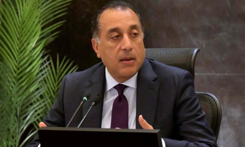 رئيس-الوزراء-يصدر-قرارا-بشأن-الآليات-القانونية-لغلق-المحال-العامة-والمراكز-التجارية-والمطاعم