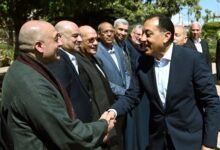 رئيس-الوزراء-يبدأ-جولة-تفقدية-بسوق-العبور-لتجارة-الجملة-وأحد-فروع-“كاري-أون”