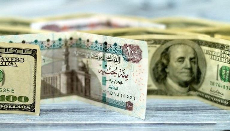 الدولار-يقفز-إلى-53.5-جنيه-مع-تصاعد-وتيرة-الحرب 