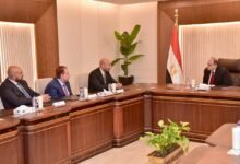 هيئة-الدواء-تبحث-مع-أسترازينيكا-تعزيز-توطين-الصناعة-ودعم-التوسع-في-الأسواق-الإفريقية