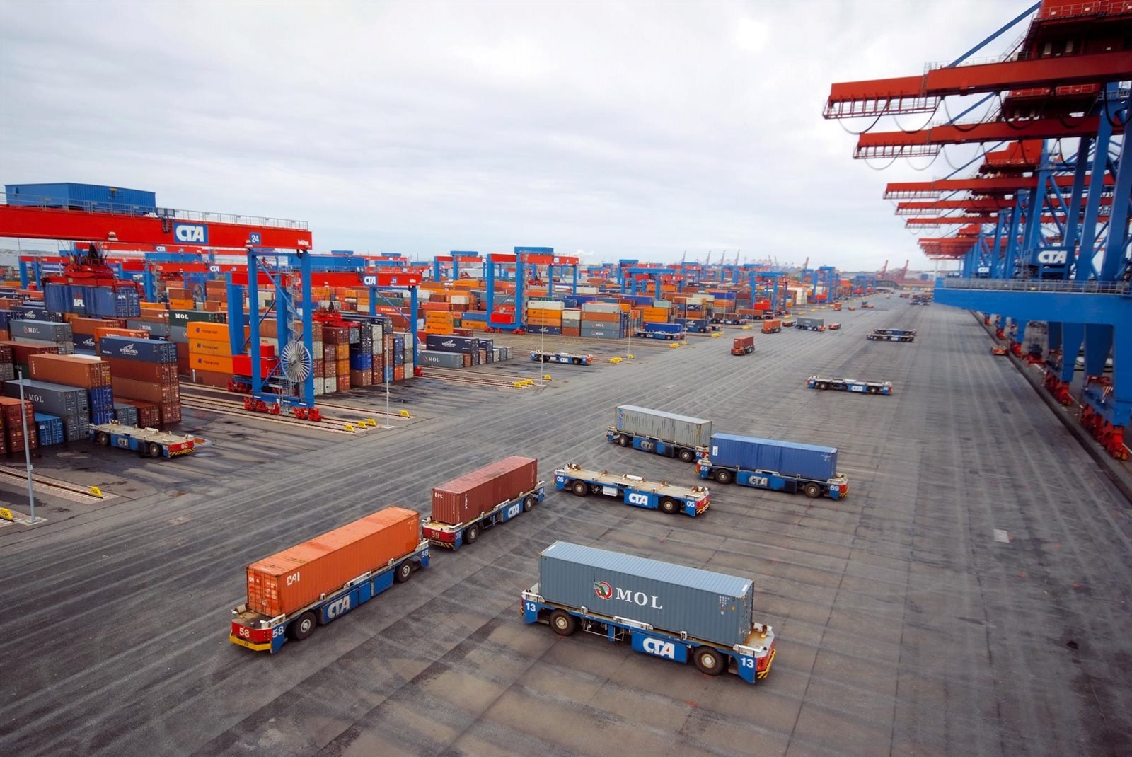 الحكومة-تدرس-السماح-لشركات-المناطق-الحرة-ببيع-50%-من-الإنتاج-محليًا