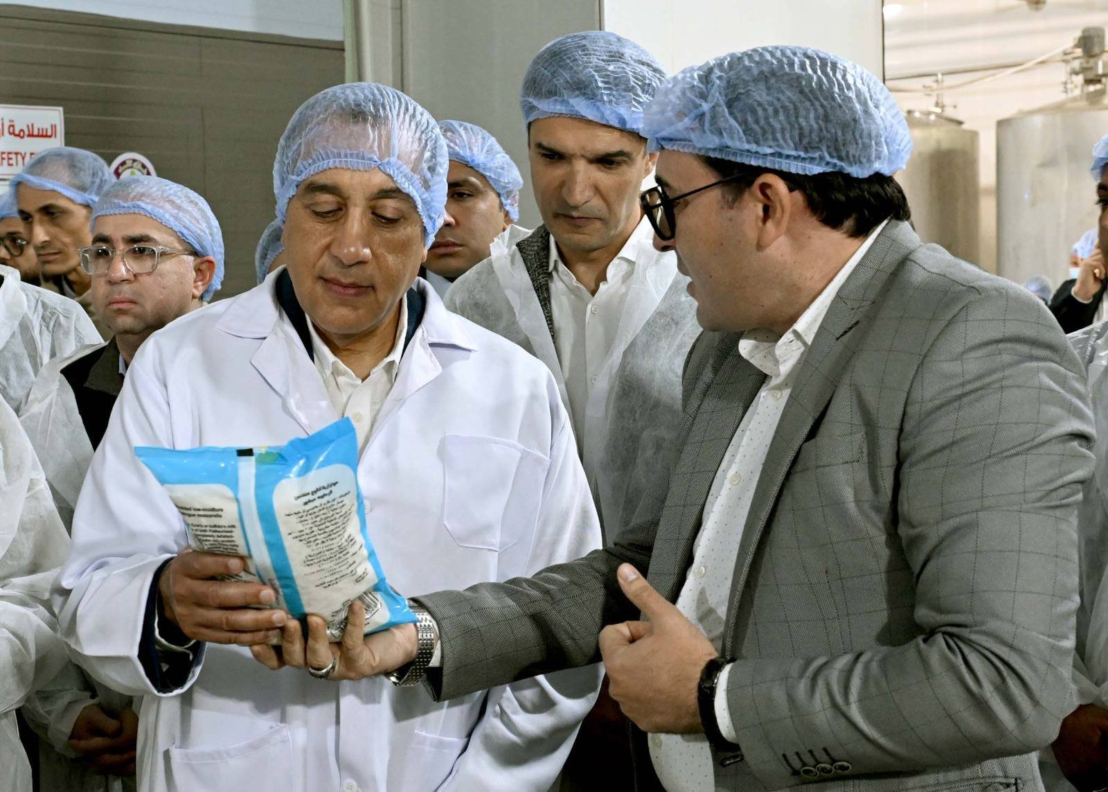 “رئيس-الوزراء”-يتفقد-مصنع-غازي-لاند-ببنها-ويشيد-بزيادة-صادرات-الألبان