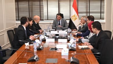 وزير-الصناعة-يبحث-خطط-تعزيز-استثمارات-“لوريال-لمستحضرات-التجميل”-في-مصر