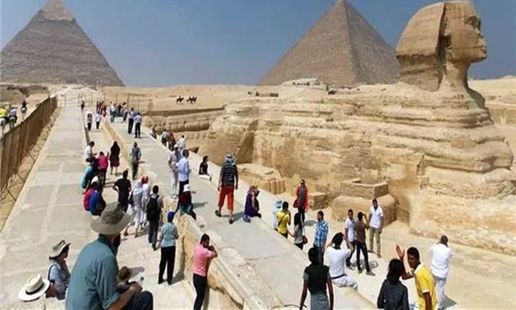 إيرادات-السياحة-في-مصر-ترتفع-173%-لتسجل-10.2-مليار-جنيه-بالنصف-الأول-من-2025/2026