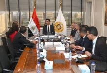 وزير-الصناعة-يبحث-مع-كوكاكولا-هيلينك-مصر-الخطط-التوسعية-بالسوق-المصرى