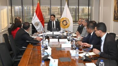 وزير-الصناعة-يبحث-مع-كوكاكولا-هيلينك-مصر-الخطط-التوسعية-بالسوق-المصرى