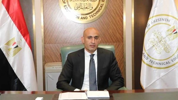 عبداللطيف:-تدريس-البرمجة-والذكاء-الاصطناعي-لمليون-طالب-ونجاح-500-ألف