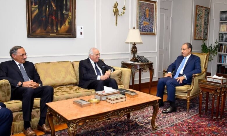 وزير-الخارجية-يستقبل-مسئولي-غرفة-التجارة-الأمريكية-في-القاهرة