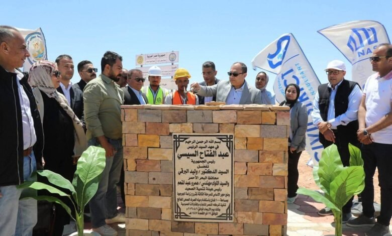 رئيس-“تنمية-الصعيد”-ومحافظ-البحر-الأحمر-يتفقدان-مشروع-الجوجوبا 