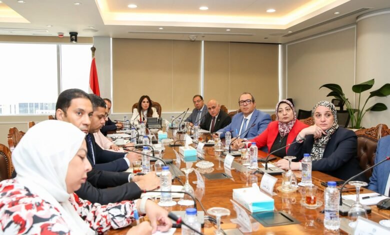 وزيرة-الإسكان-تتابع-مستجدات-مشروع-تطوير-موقع-التجلي-الأعظم